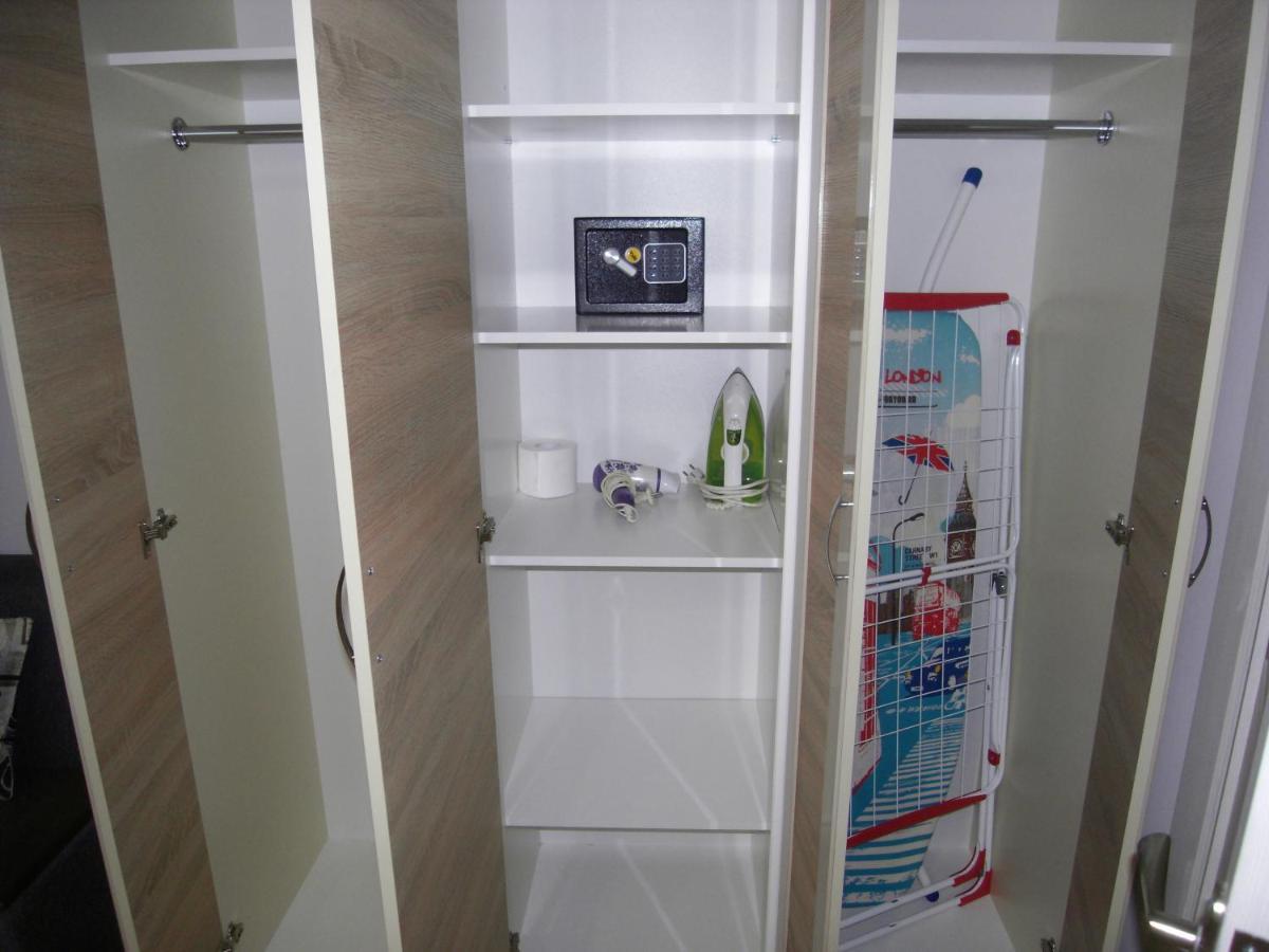 Modern Apartment Kišiněv Exteriér fotografie